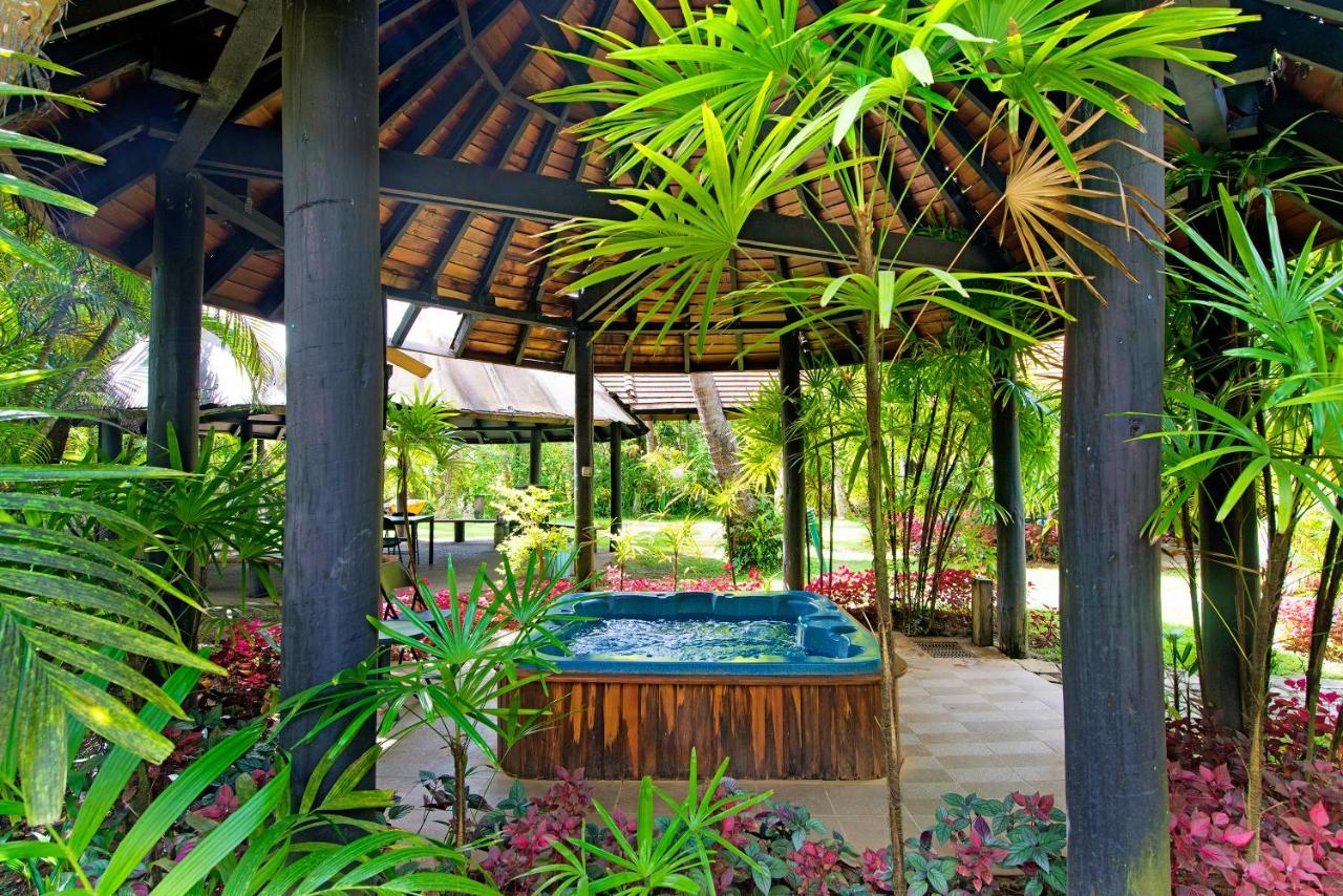 Ultiqa Fiji Palms Beach Resort Pacific Harbour Exterior foto